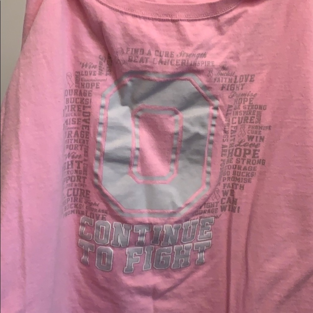 Buckeye’s pink cancer shirt